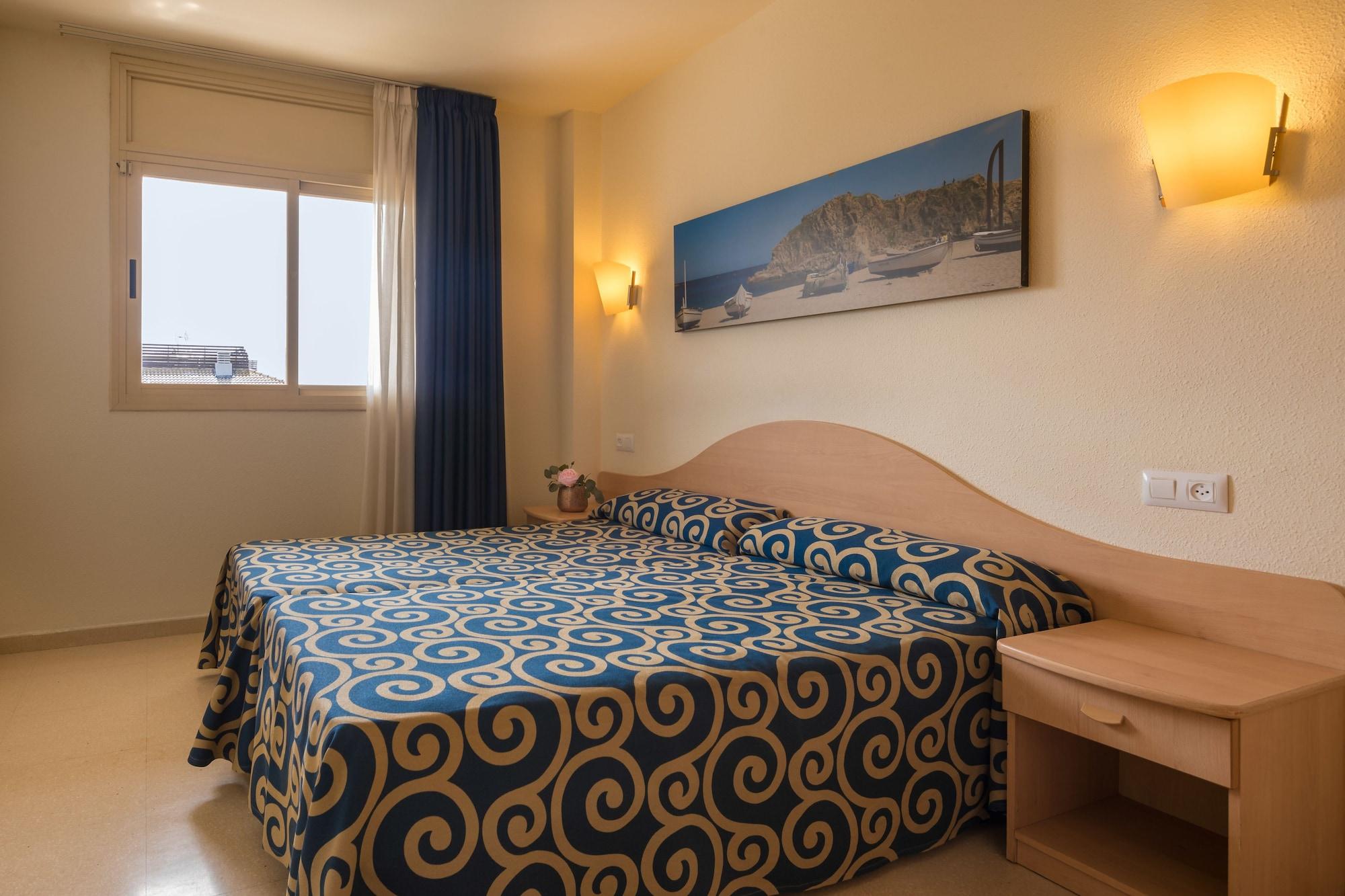 Htop Royal Sun Suites #Htopfun Santa Susanna Exterior photo