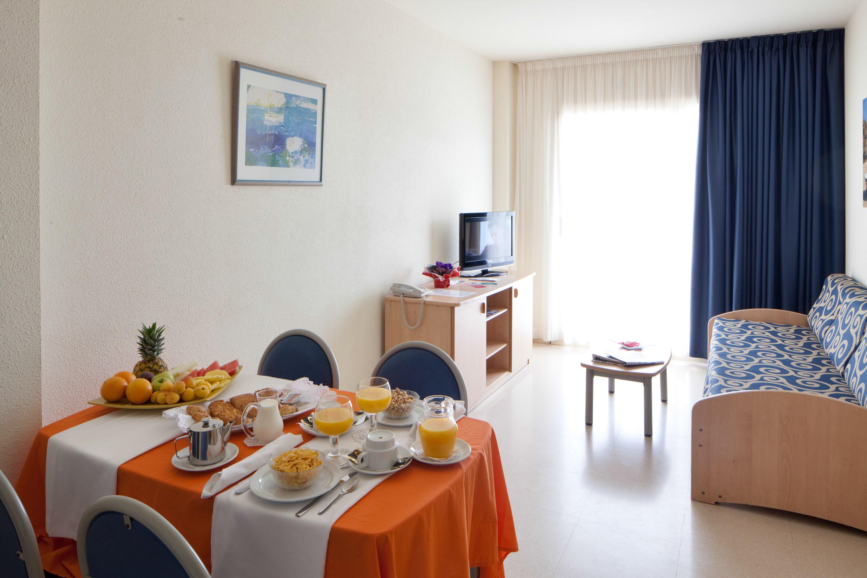 Htop Royal Sun Suites #Htopfun Santa Susanna Exterior photo